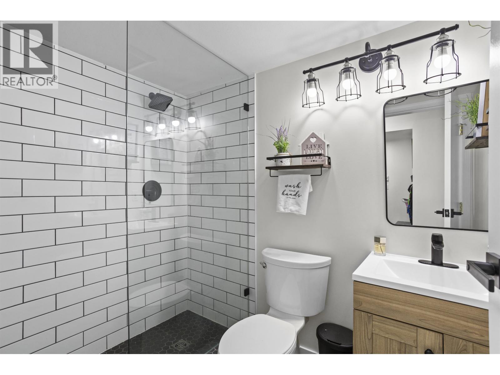 201 22351 St. Anne Street, Maple Ridge, British Columbia  V2X 2E7 - Photo 11 - R3062540