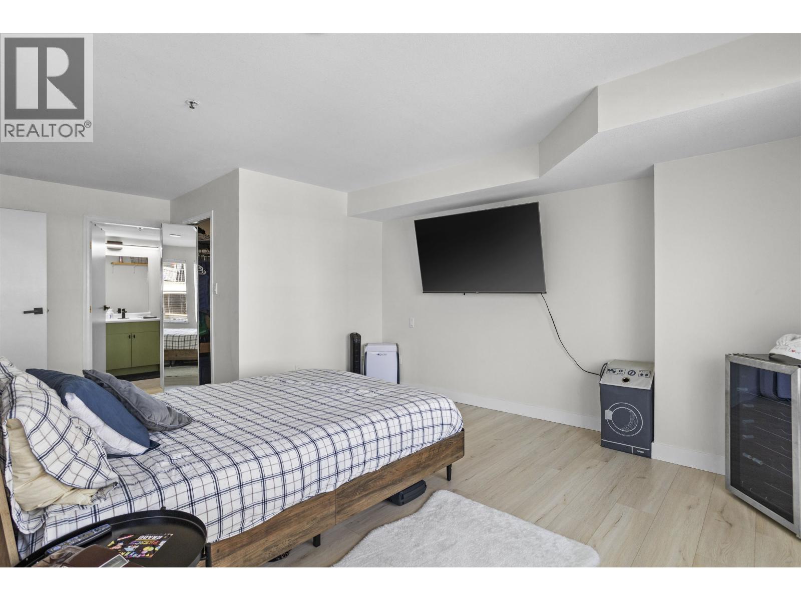 201 22351 St. Anne Street, Maple Ridge, British Columbia  V2X 2E7 - Photo 16 - R3062540