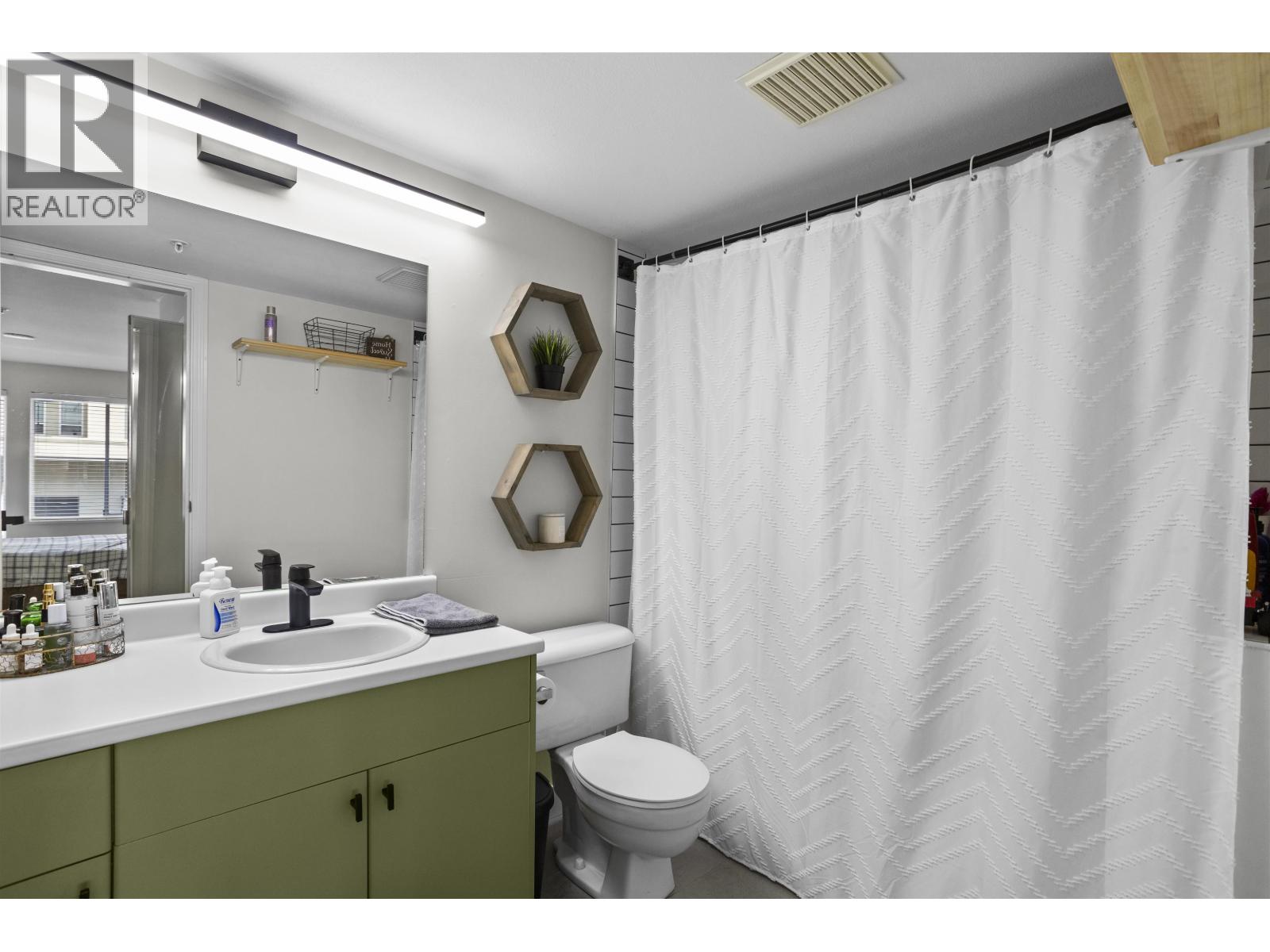 201 22351 St. Anne Street, Maple Ridge, British Columbia  V2X 2E7 - Photo 20 - R3062540