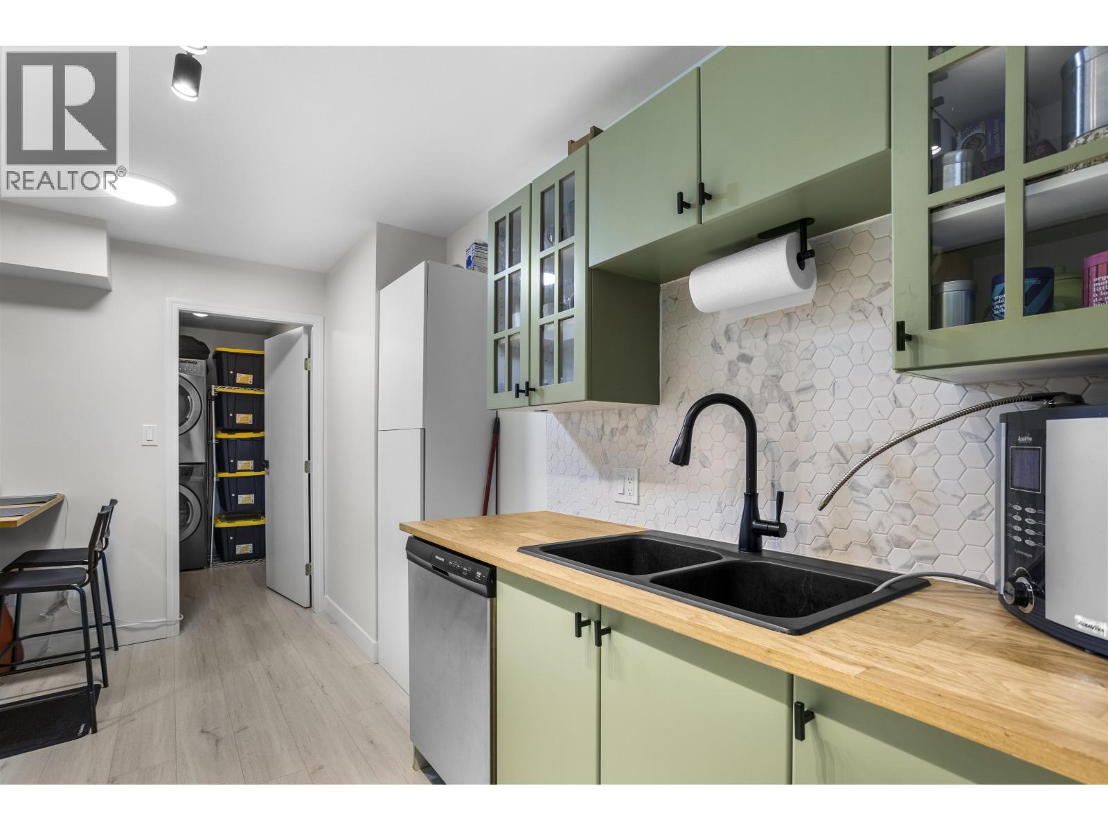 201 22351 St. Anne Street, Maple Ridge, British Columbia  V2X 2E7 - Photo 4 - R3062540