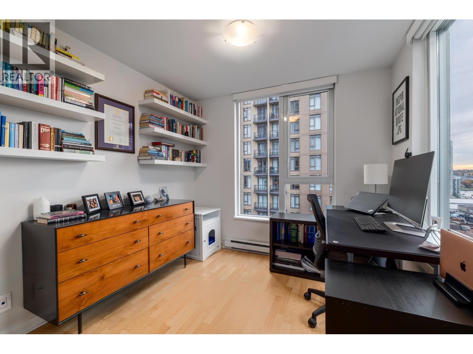 1107 1010 Richards Street, Vancouver, British Columbia  V6B 1G2 - Photo 10 - R3062554