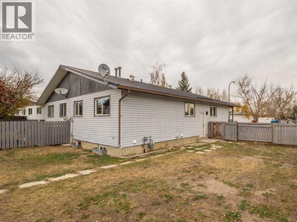 2 Cayuga Crescent W, Lethbridge, Alberta  T1K 5H5 - Photo 27 - A2267462
