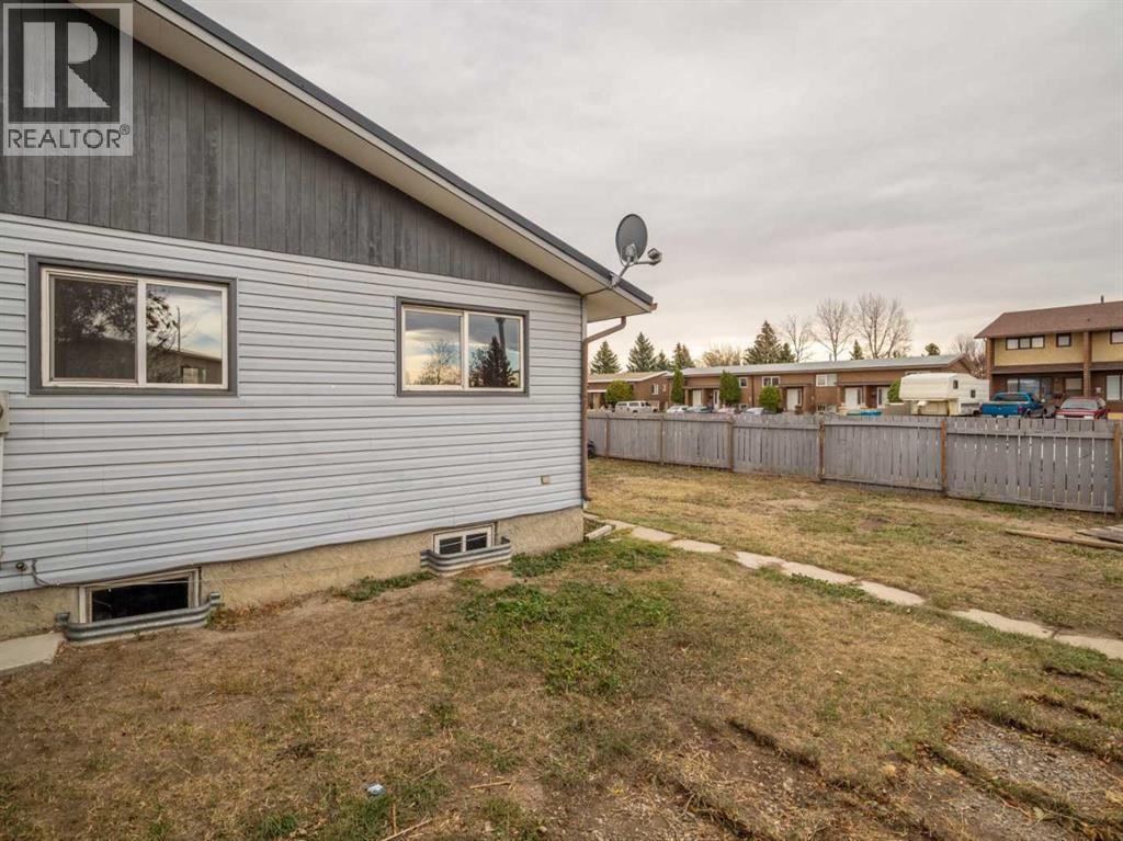 2 Cayuga Crescent W, Lethbridge, Alberta  T1K 5H5 - Photo 29 - A2267462