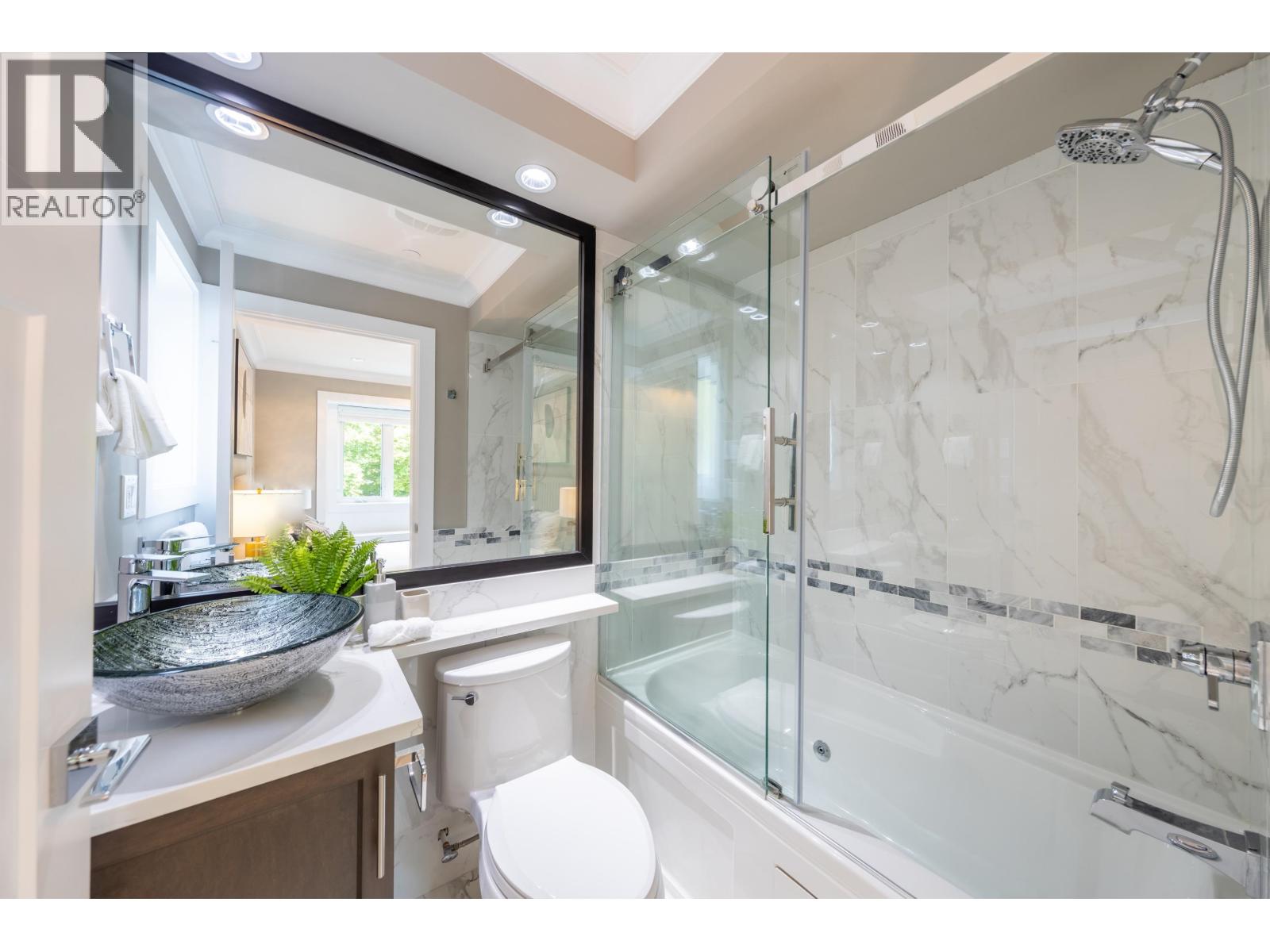 6530 Angus Drive, Vancouver, British Columbia  V6P 5H9 - Photo 18 - R3062564