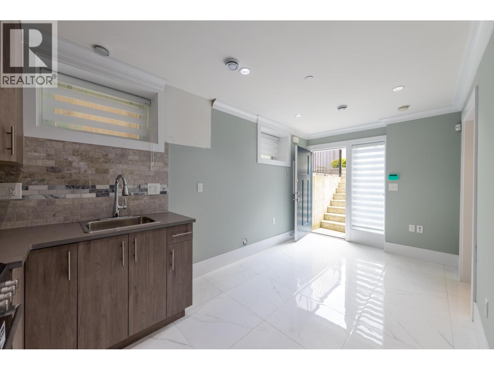 6530 Angus Drive, Vancouver, British Columbia  V6P 5H9 - Photo 30 - R3062564