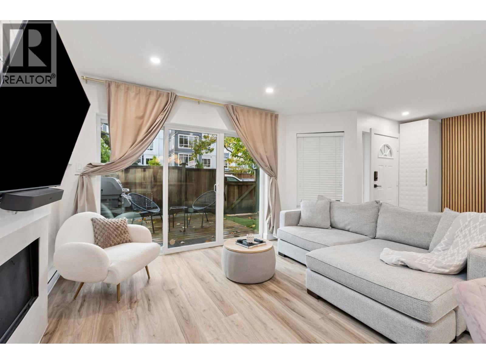 6 848 W 16th Street, North Vancouver, British Columbia  V7P 1R3 - Photo 10 - R3062574