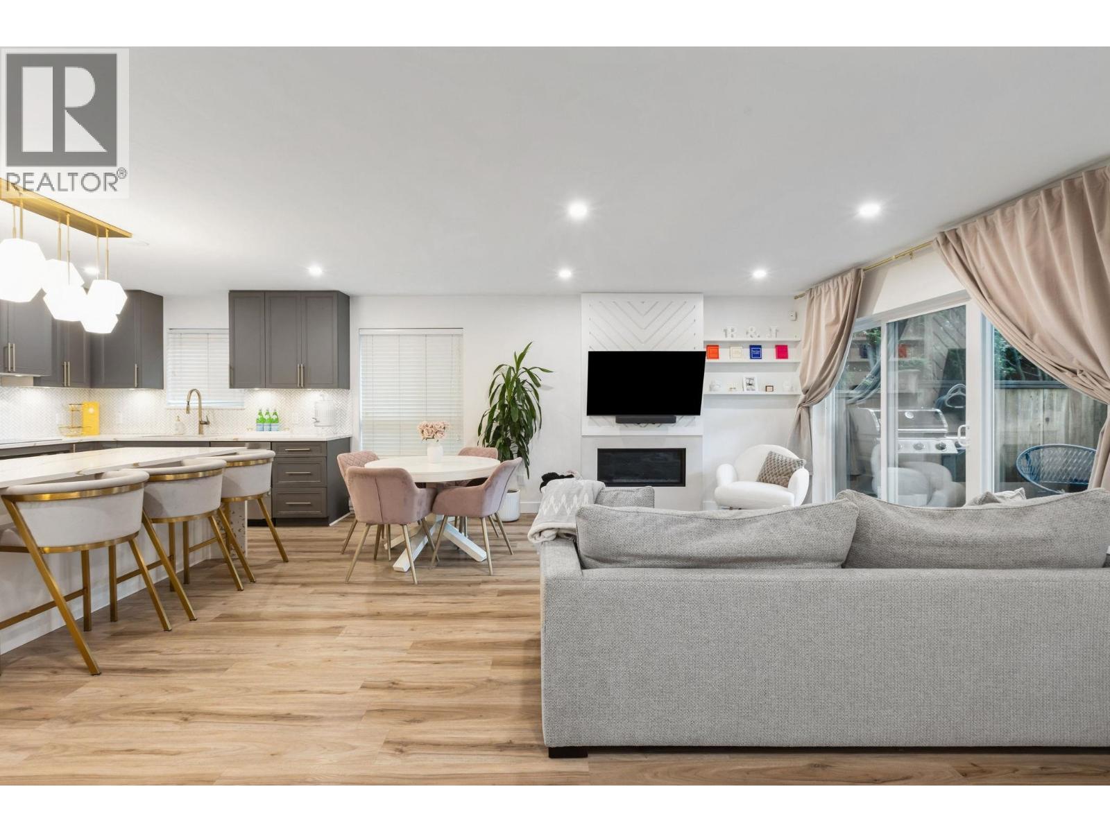 6 848 W 16th Street, North Vancouver, British Columbia  V7P 1R3 - Photo 6 - R3062574