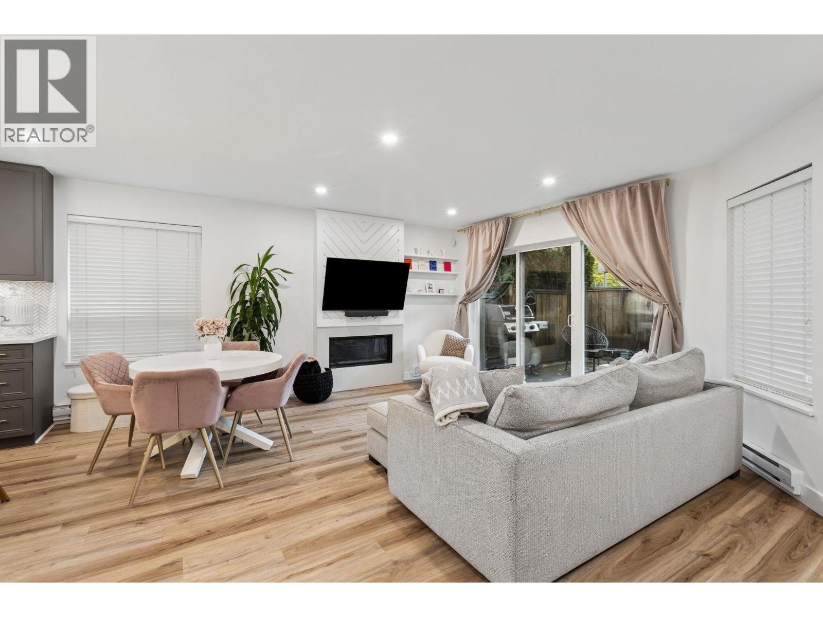 6 848 W 16th Street, North Vancouver, British Columbia  V7P 1R3 - Photo 7 - R3062574