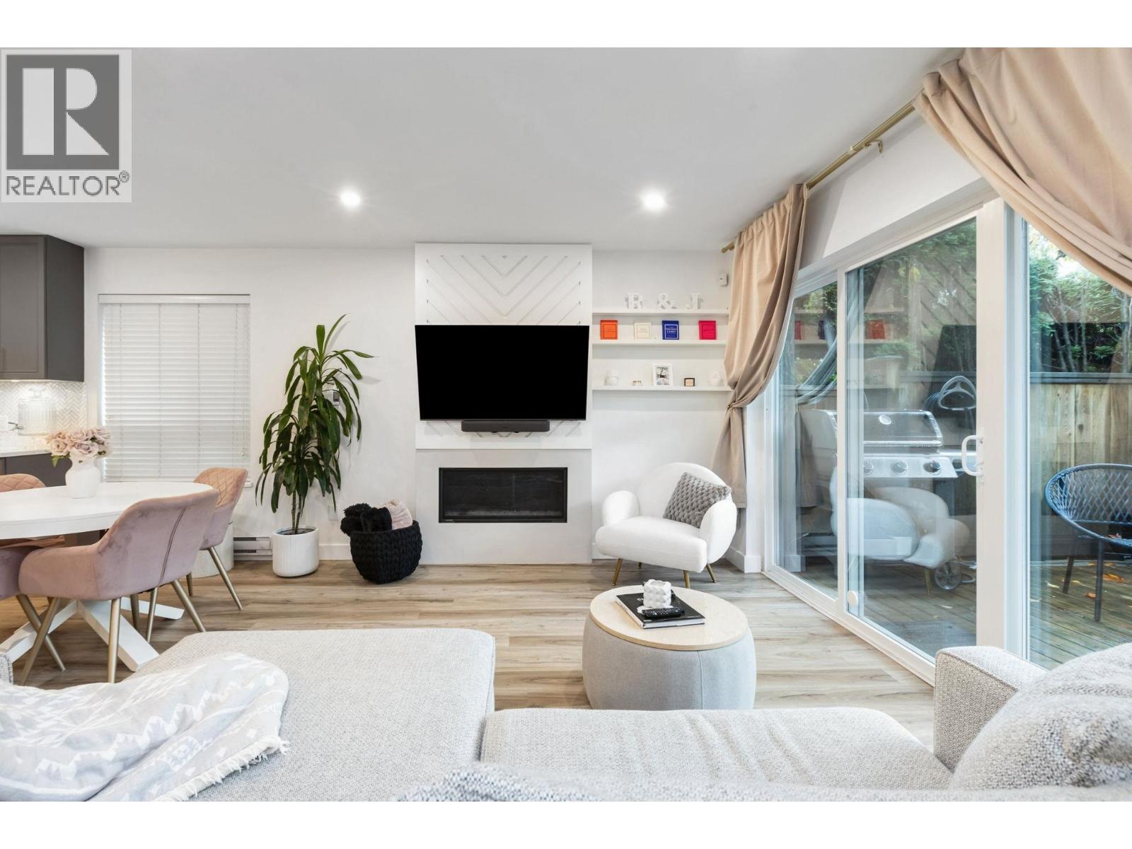 6 848 W 16th Street, North Vancouver, British Columbia  V7P 1R3 - Photo 9 - R3062574