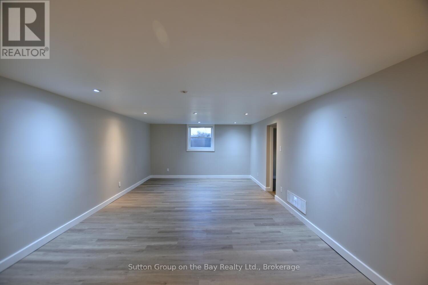 5 Brock Crescent, Collingwood, Ontario  L9Y 4A4 - Photo 44 - S12486327