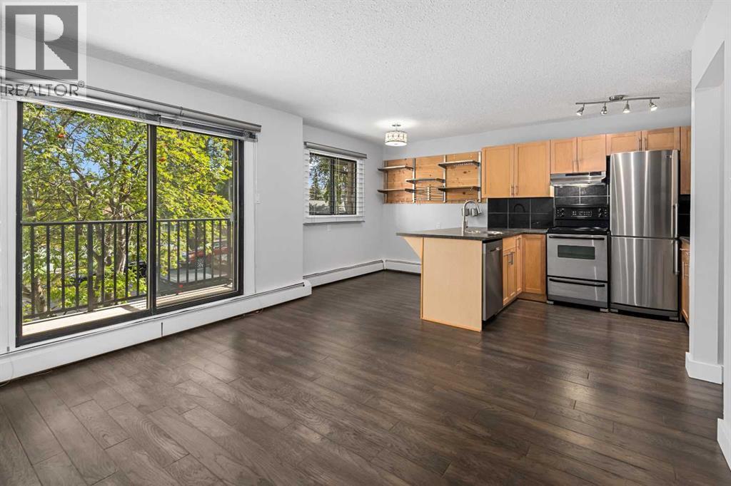 6, 2407 17 Street Sw, Calgary, Alberta  T2T 4M9 - Photo 2 - A2261226