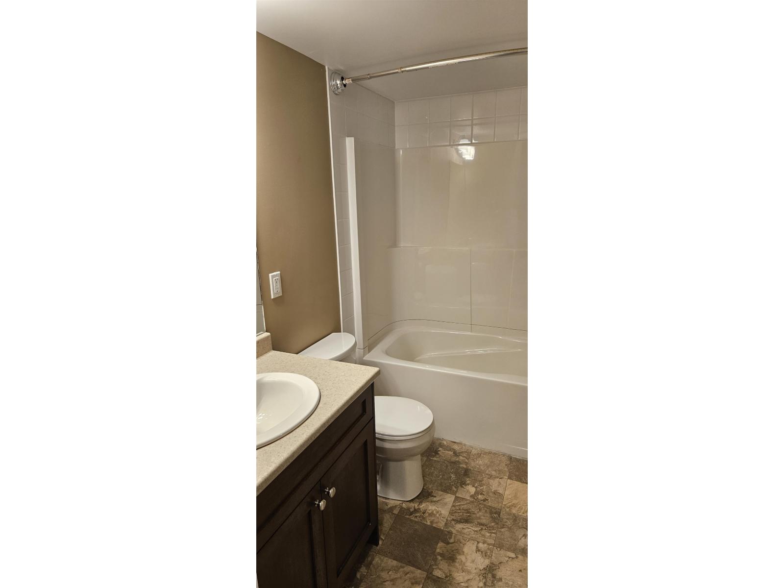 310 33960 Old Yale Road, Abbotsford, British Columbia  V2S 2J9 - Photo 14 - R3062443