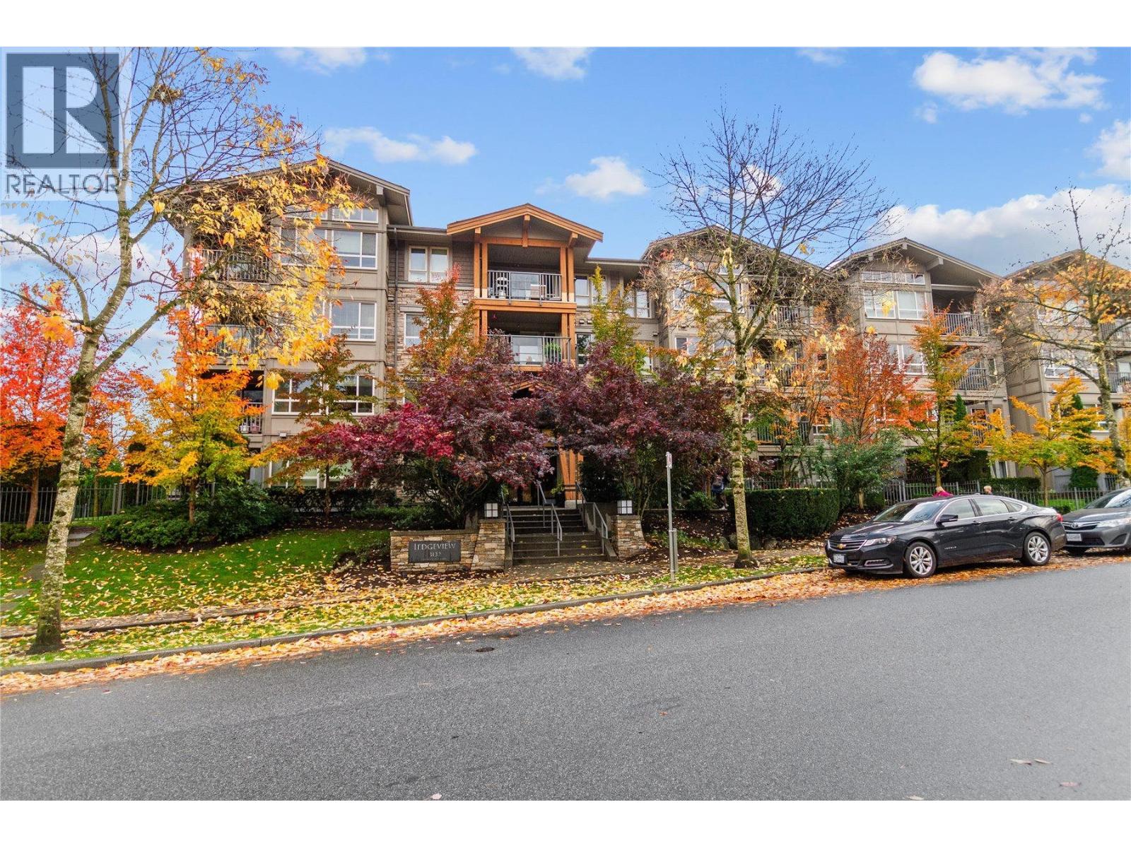 302 3132 DAYANEE SPRINGS BOULEVARD, Coquitlam, British Columbia