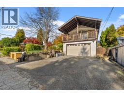 2142 ST. ANDREWS AVENUE