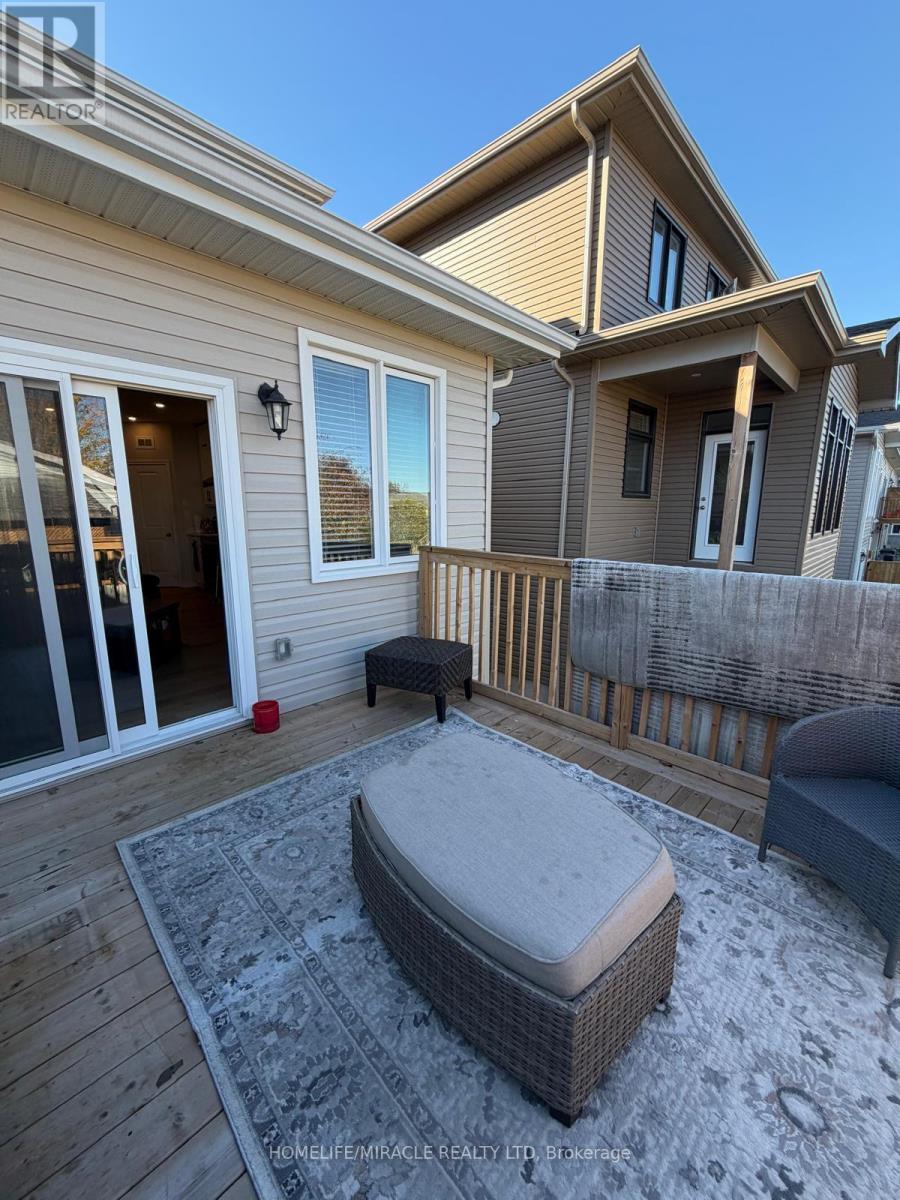 253 Heritage Park Drive, Greater Napanee, Ontario  K7R 0C7 - Photo 23 - X12486197