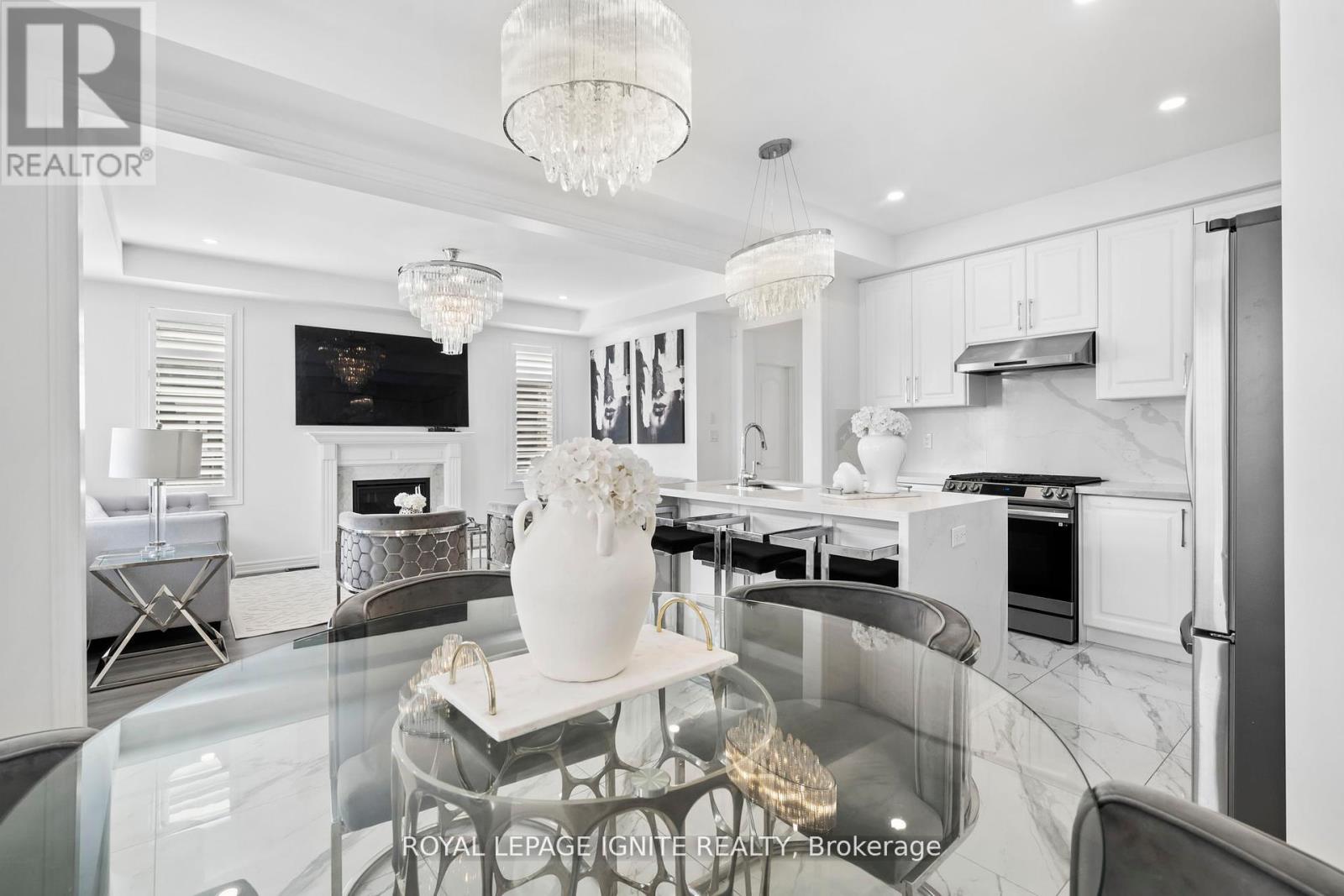 4 Great Falls Boulevard, Hamilton, Ontario  L8B 1X7 - Photo 18 - X12486226