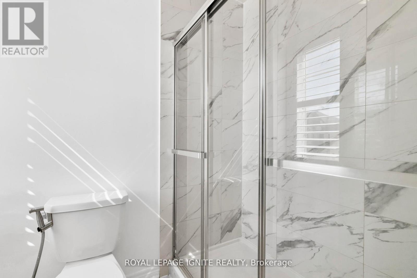 4 Great Falls Boulevard, Hamilton, Ontario  L8B 1X7 - Photo 38 - X12486226