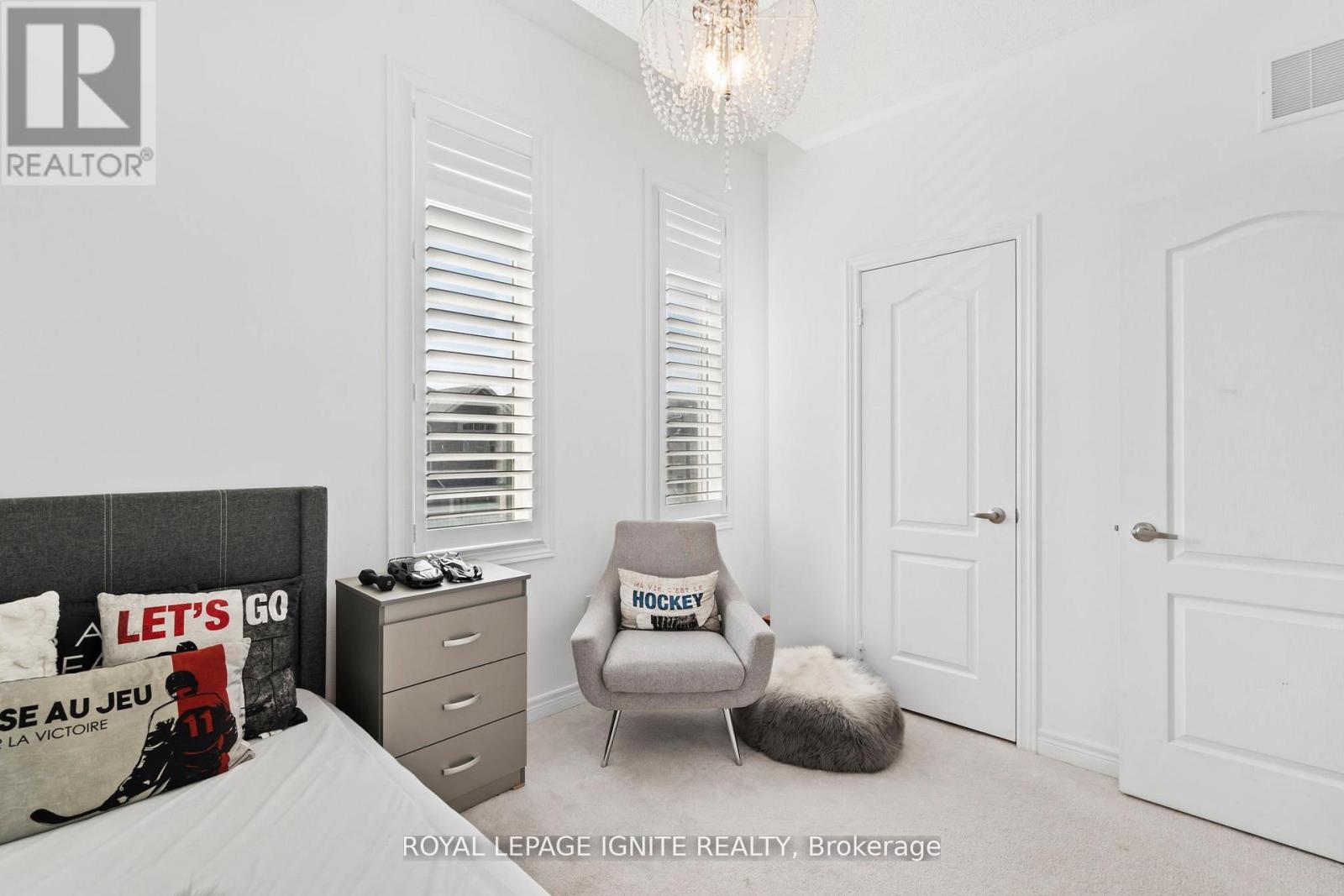 4 Great Falls Boulevard, Hamilton, Ontario  L8B 1X7 - Photo 40 - X12486226