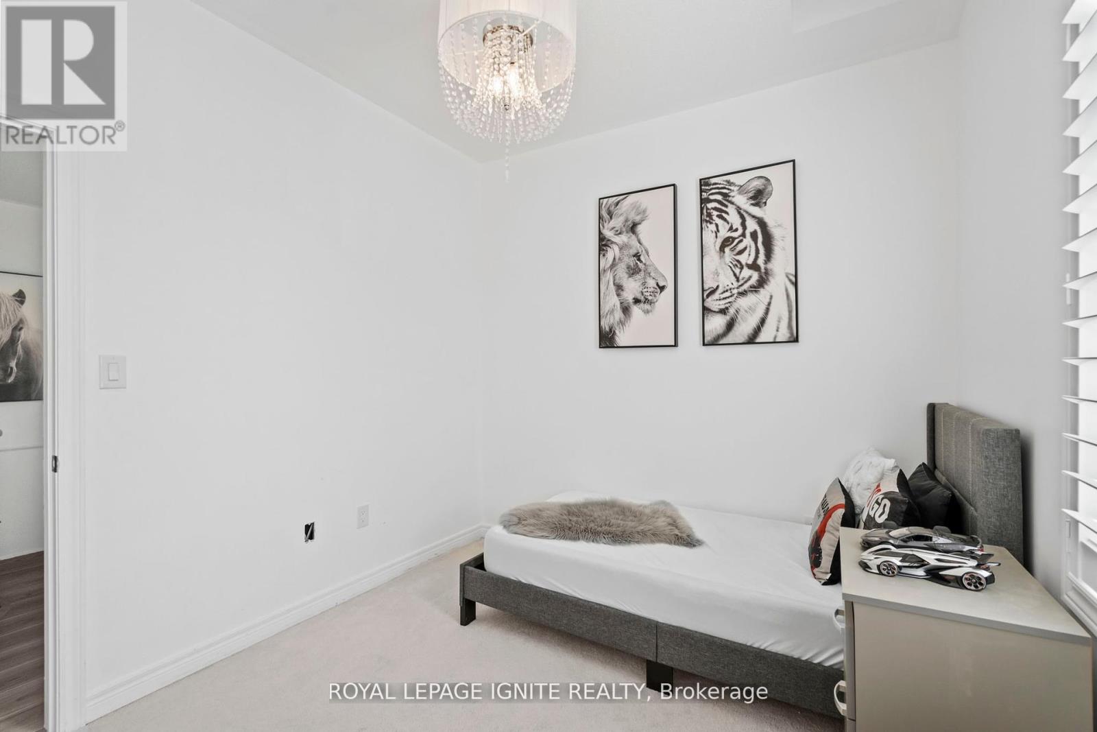 4 Great Falls Boulevard, Hamilton, Ontario  L8B 1X7 - Photo 41 - X12486226