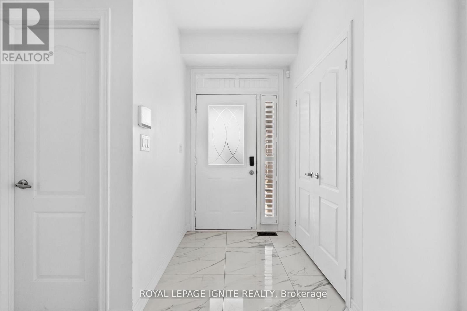 4 Great Falls Boulevard, Hamilton, Ontario  L8B 1X7 - Photo 6 - X12486226