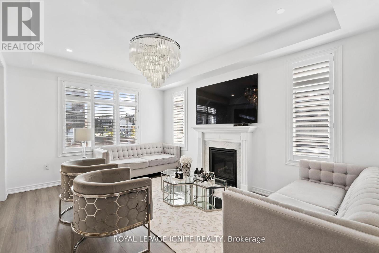 4 Great Falls Boulevard, Hamilton, Ontario  L8B 1X7 - Photo 8 - X12486226