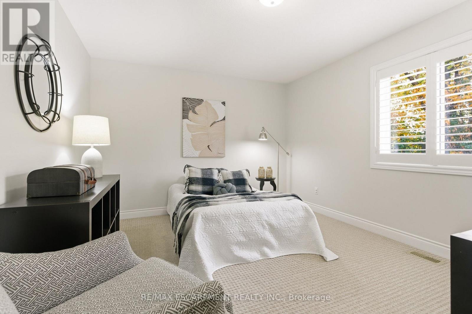 32 Hinrichs Crescent, Waterloo, Ontario  N1T 0A8 - Photo 30 - X12486239