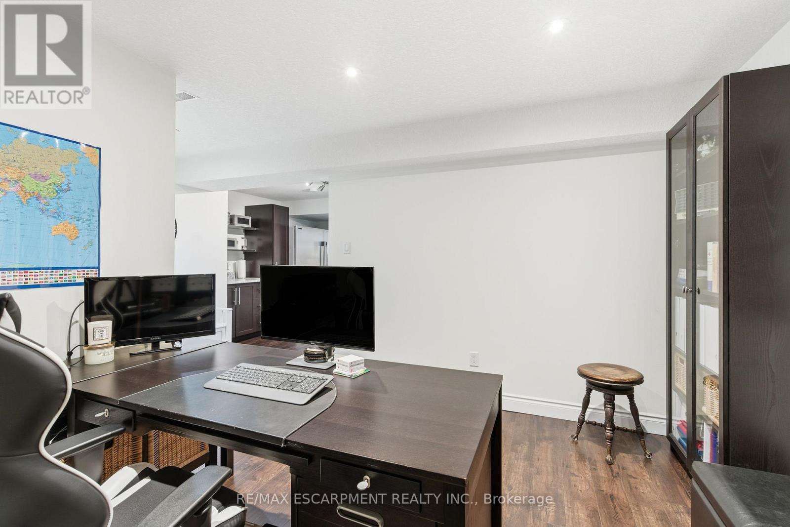 32 Hinrichs Crescent, Waterloo, Ontario  N1T 0A8 - Photo 40 - X12486239