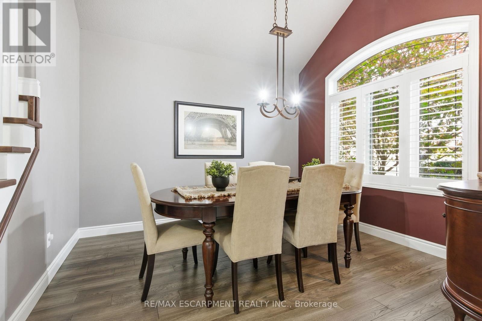 32 Hinrichs Crescent, Waterloo, Ontario  N1T 0A8 - Photo 5 - X12486239