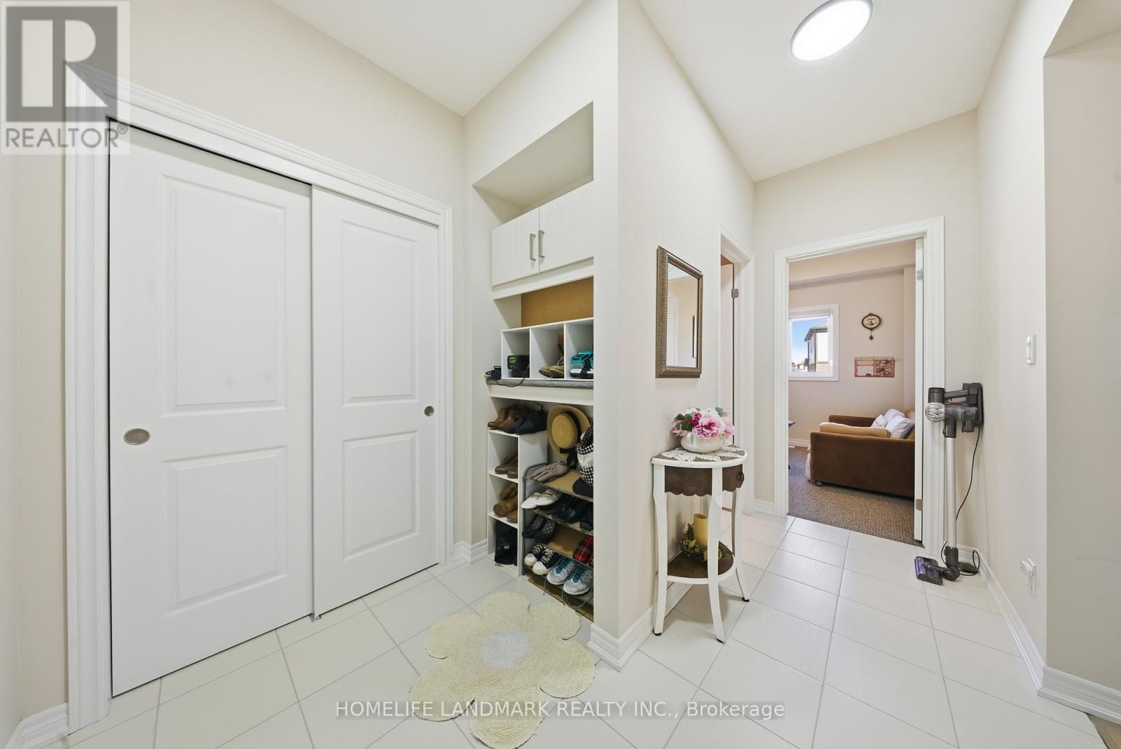 49 Monarch Street, Welland, Ontario  L3C 0E6 - Photo 20 - X12486278