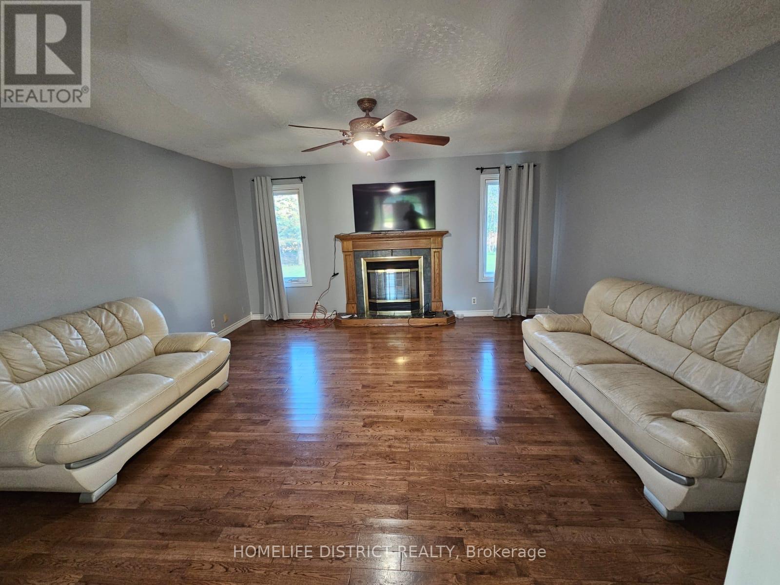 1064 Casey Road, Belleville, Ontario  K8N 4Z6 - Photo 4 - X12486282