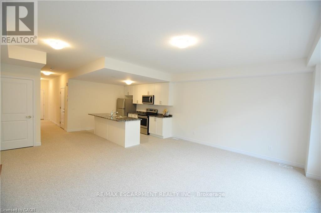 28 - 77 Diana Avenue, Brantford, Ontario  N3T 6P9 - Photo 3 - X12486294