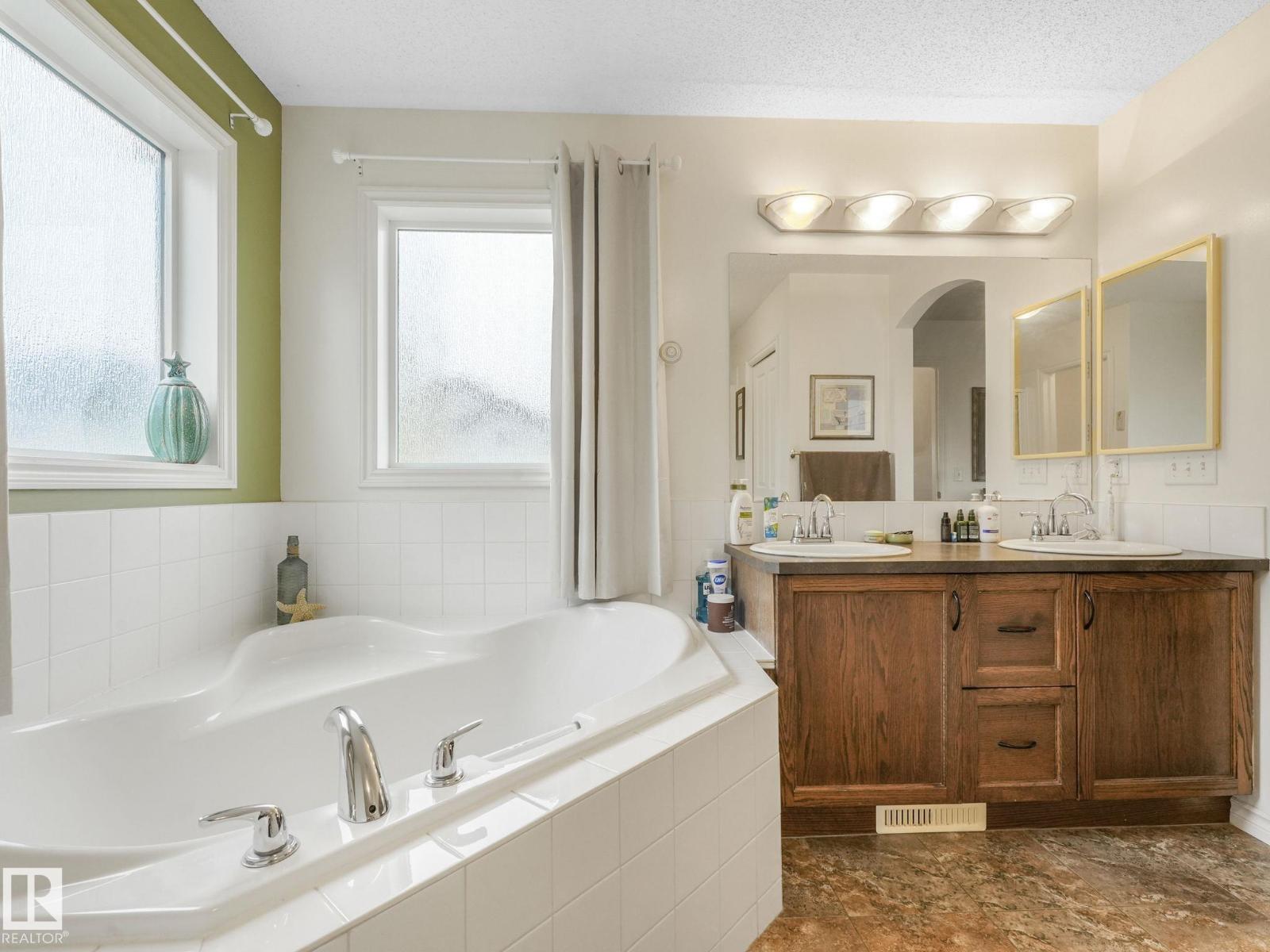 15 Virginia Lo, Spruce Grove, Alberta  T7X 0B8 - Photo 34 - E4463791