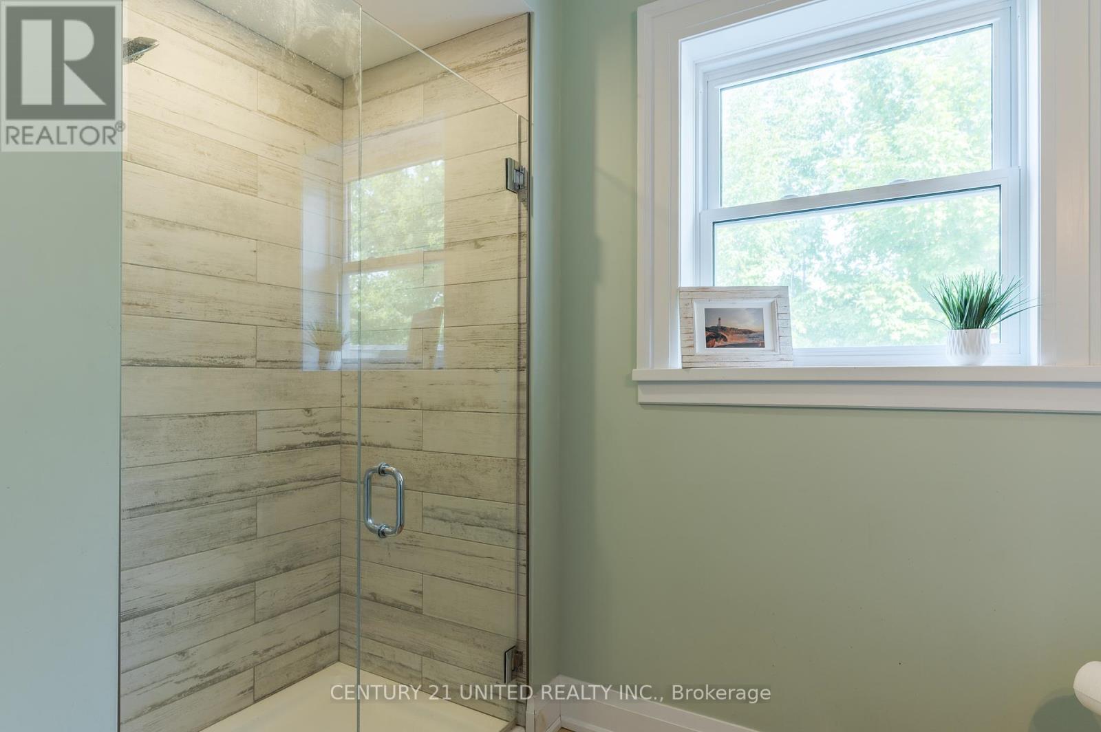 142 Hickory Beach Road, Kawartha Lakes, Ontario  K0M 1N0 - Photo 23 - X12344223