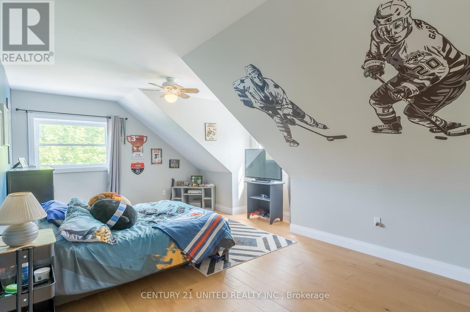 142 Hickory Beach Road, Kawartha Lakes, Ontario  K0M 1N0 - Photo 34 - X12344223