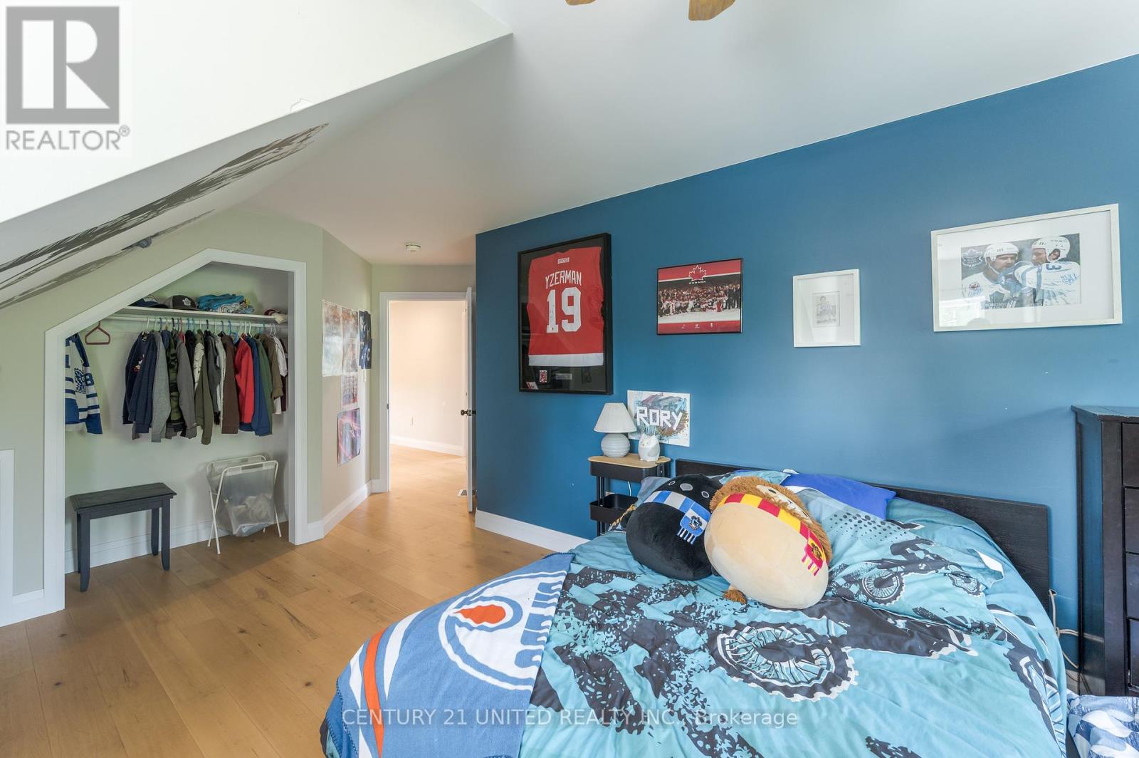 142 Hickory Beach Road, Kawartha Lakes, Ontario  K0M 1N0 - Photo 35 - X12344223