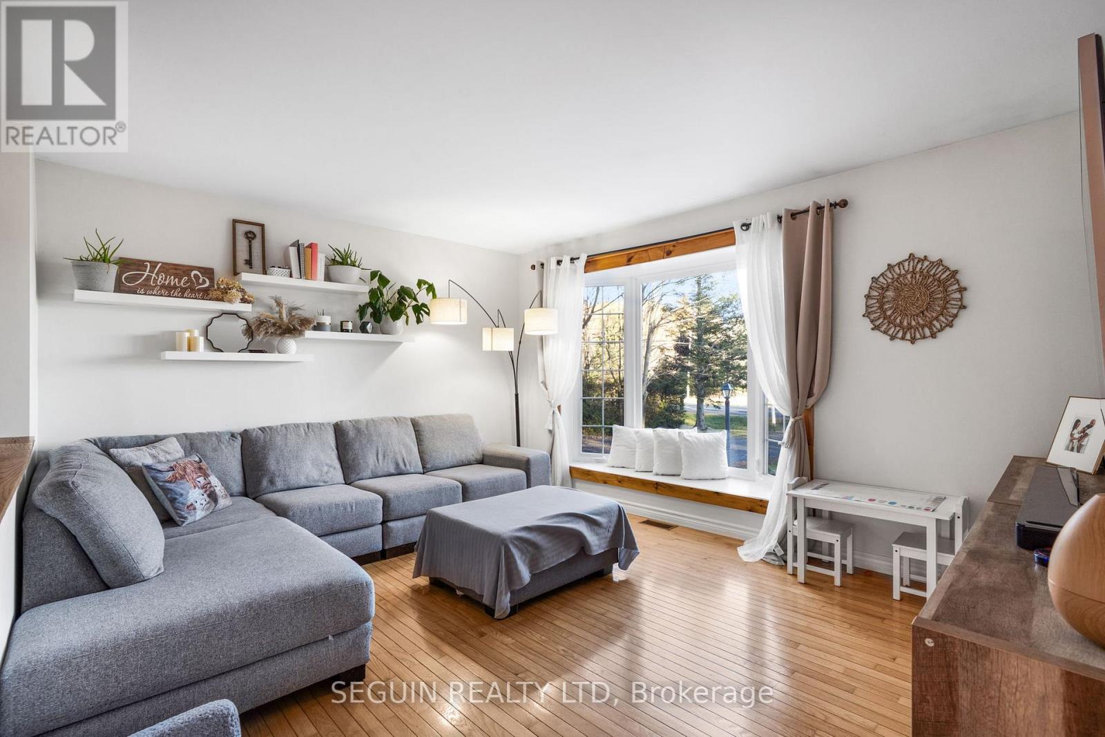 3358 Pattee Road E, East Hawkesbury, Ontario  K6A 2R2 - Photo 11 - X12486309