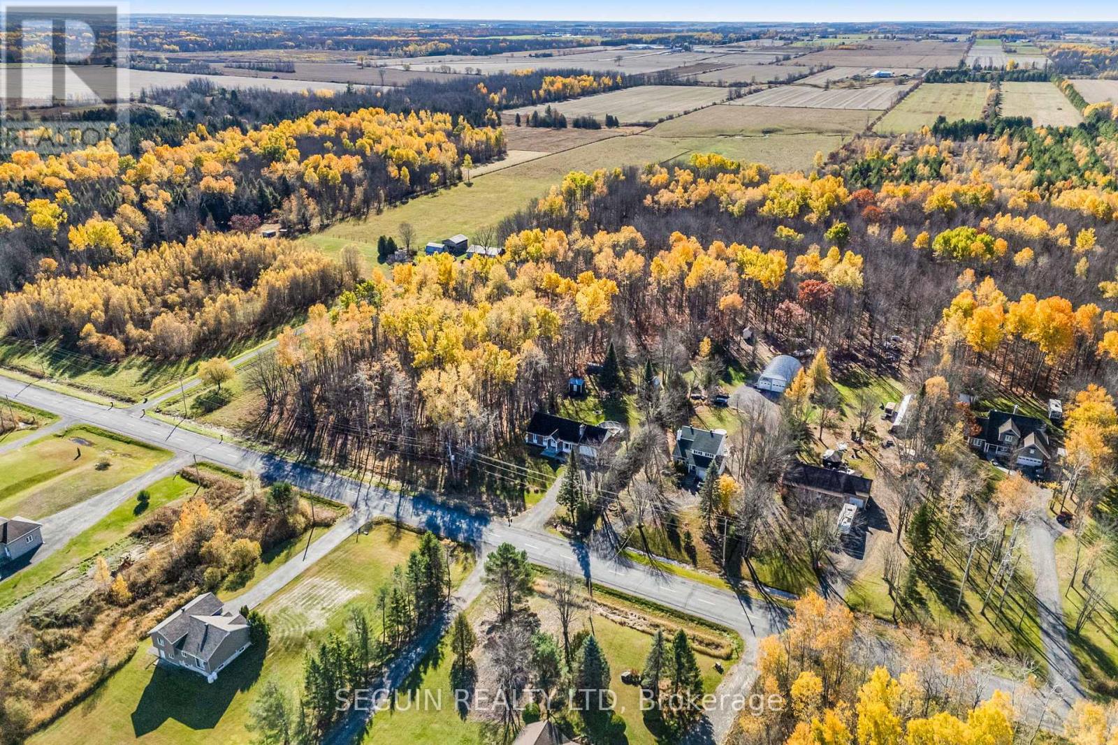 3358 Pattee Road E, East Hawkesbury, Ontario  K6A 2R2 - Photo 36 - X12486309