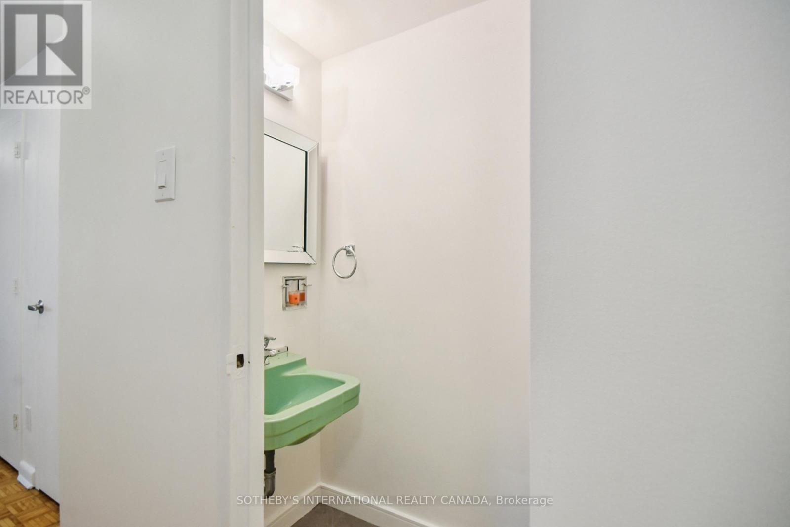 512 - 120 Rosedale Valley Road, Toronto, Ontario  M4W 1P8 - Photo 24 - C12485881