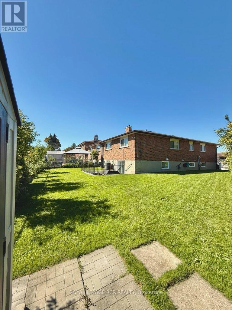 19 Navaho Drive, Toronto, Ontario  M2H 2X2 - Photo 39 - C12485168