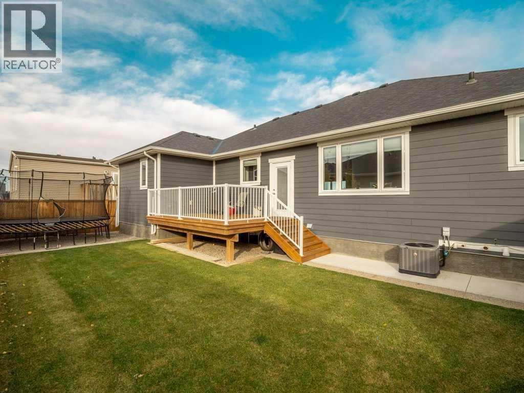 320 12 Street, Nobleford, Alberta  T0L 1S0 - Photo 36 - A2267468