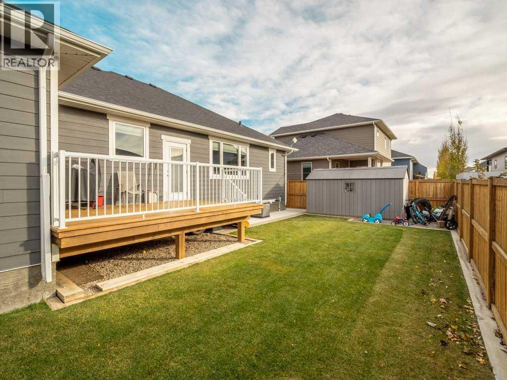 320 12 Street, Nobleford, Alberta  T0L 1S0 - Photo 37 - A2267468