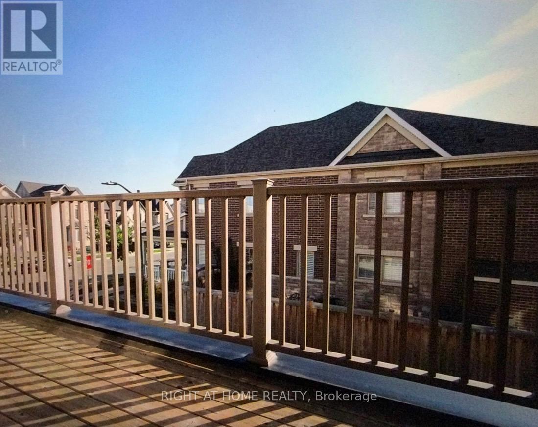 3094 Ernest Applebe Boulevard, Oakville, Ontario  L6H 0P3 - Photo 2 - W12466046