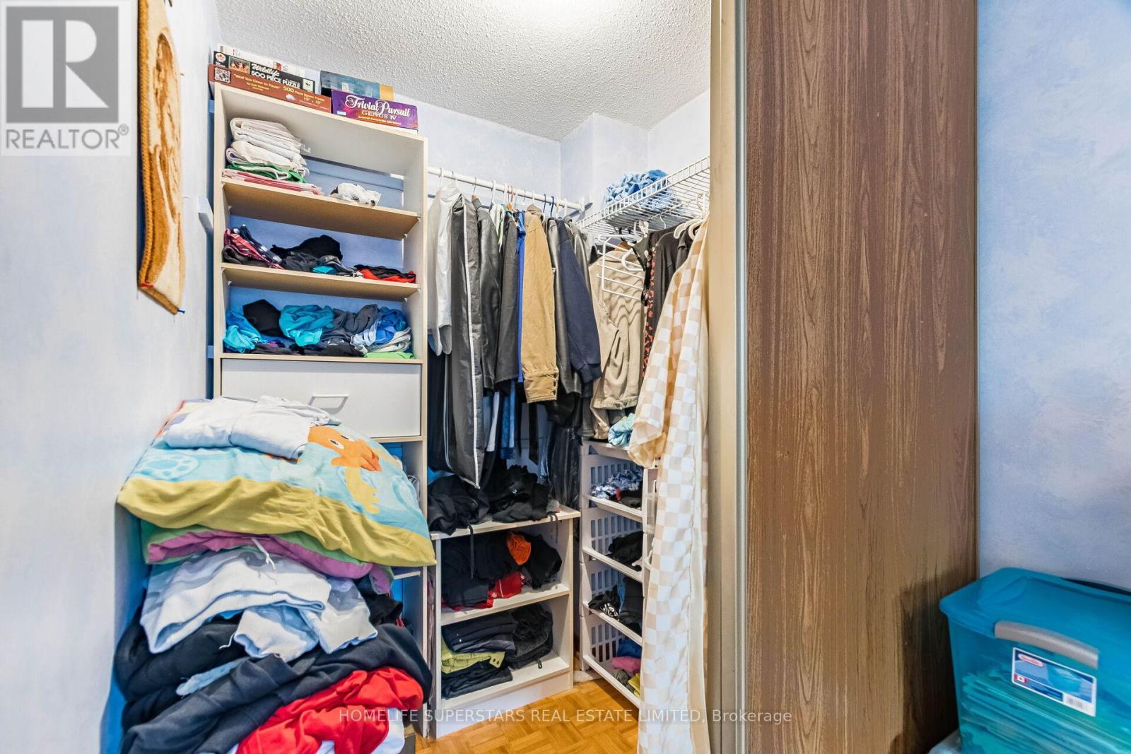 3995 Chicory Court, Mississauga, Ontario  L5C 3S8 - Photo 38 - W12469703