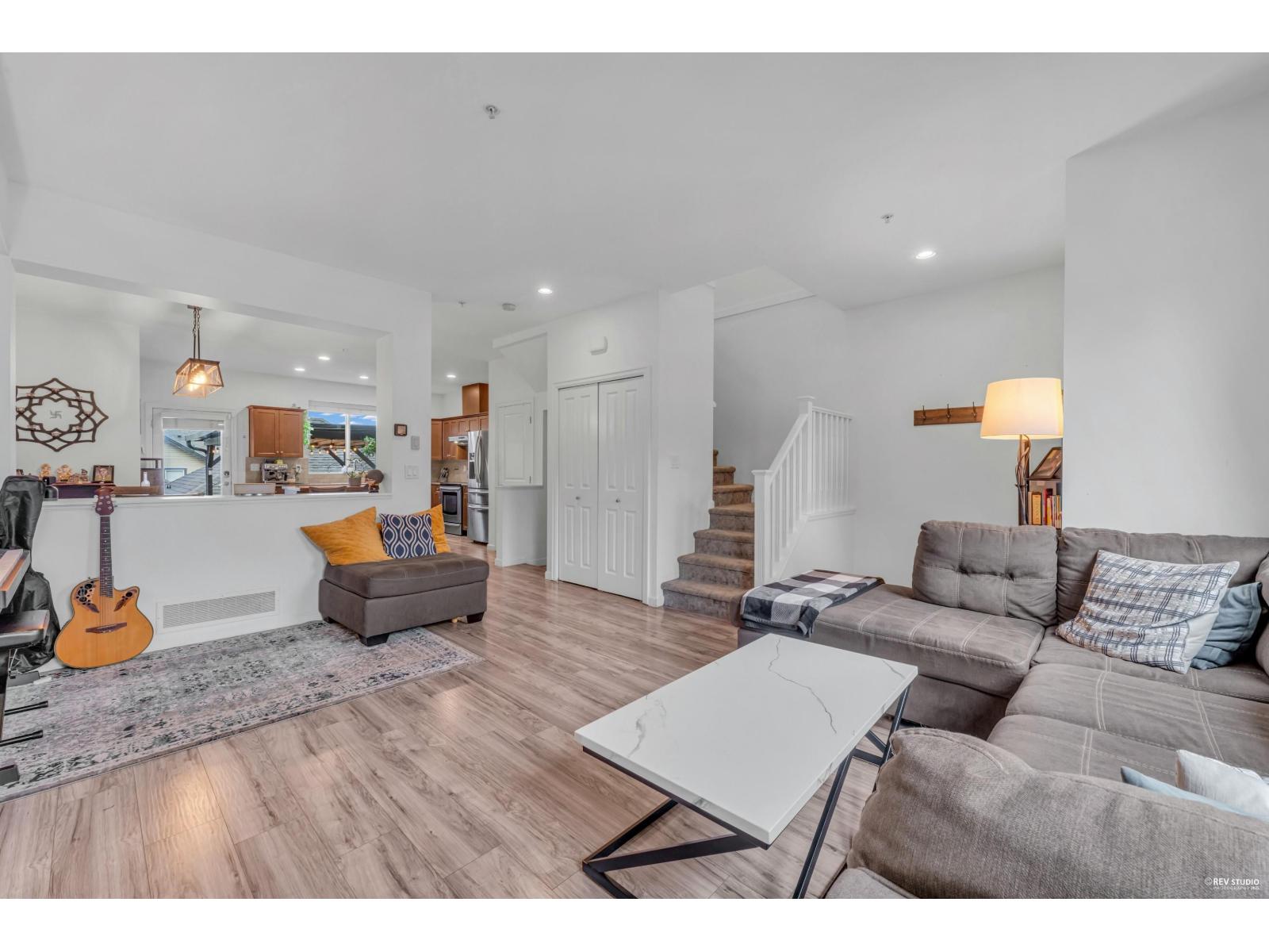 6956 208 Street, Langley, British Columbia  V2Y 0G1 - Photo 5 - R3062602