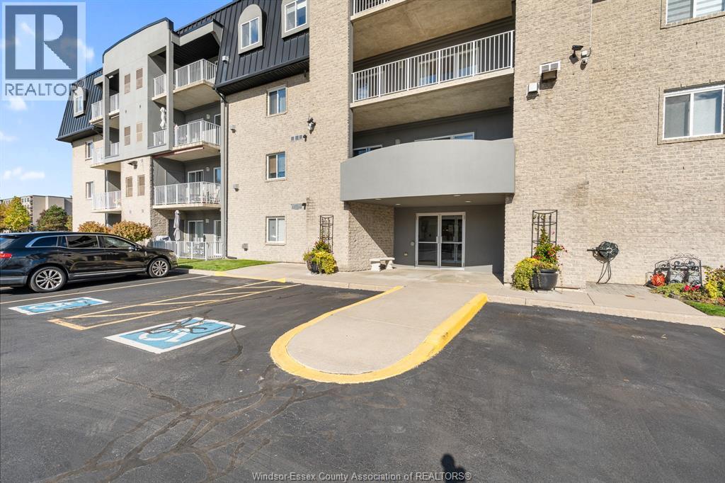 6055 Ellis Street Unit# 306, Lasalle, Ontario  N9H 2P8 - Photo 6 - 25027400