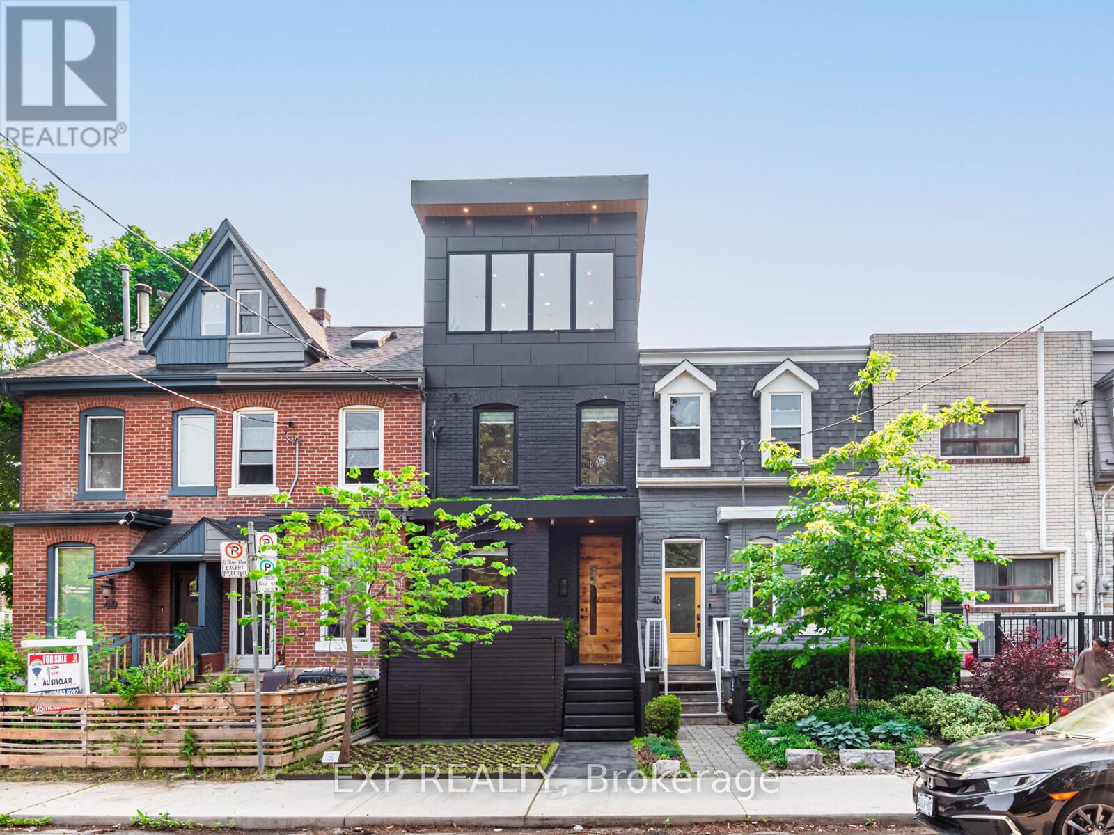 44 MASSEY STREET, Toronto, Ontario