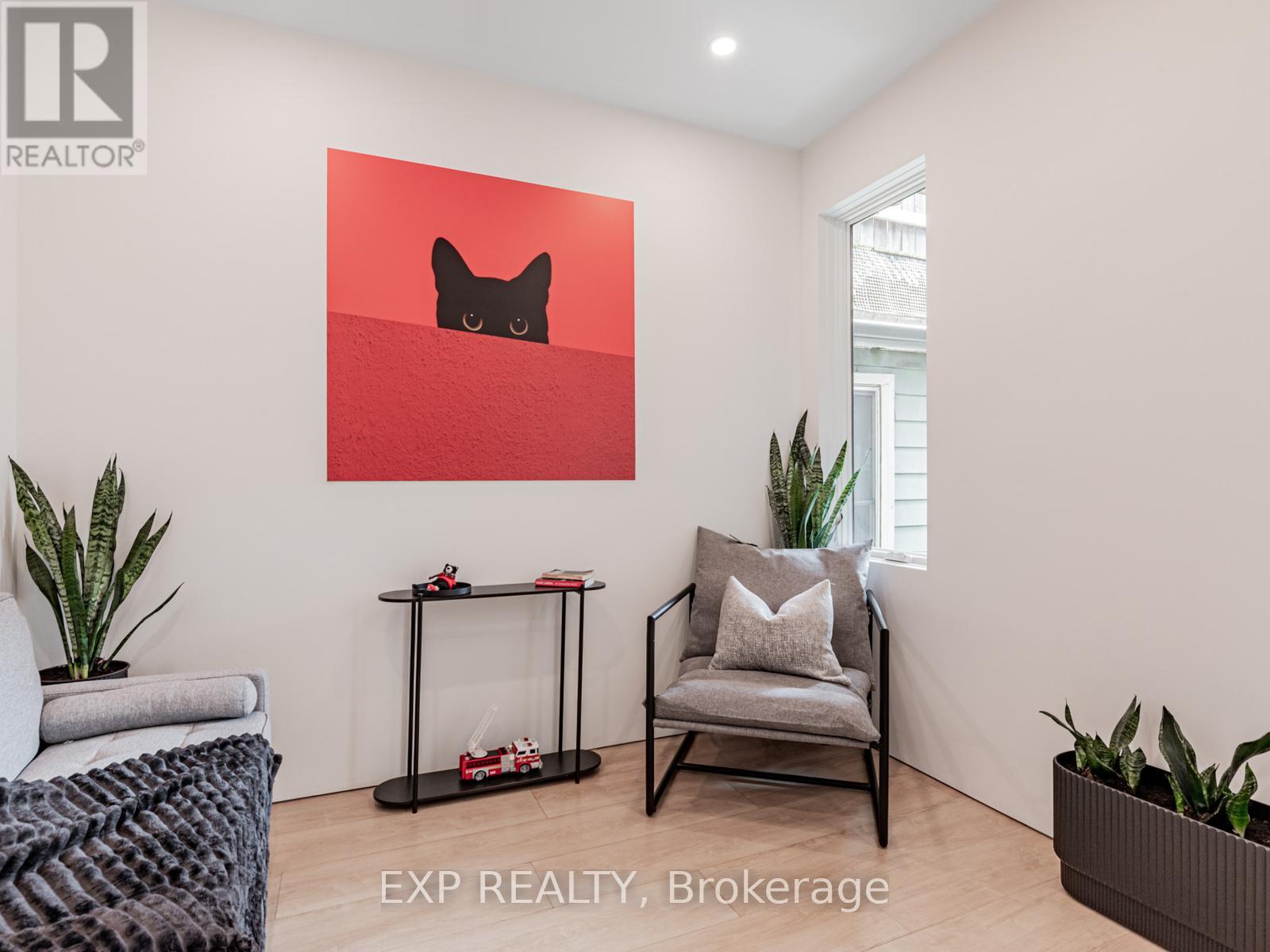 44 Massey Street, Toronto, Ontario  M6J 2T4 - Photo 17 - C12486304