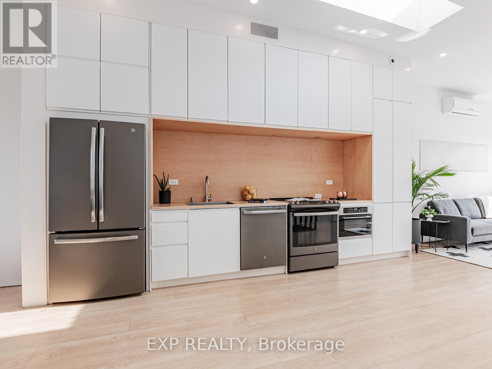 44 Massey Street, Toronto, Ontario  M6J 2T4 - Photo 20 - C12486304