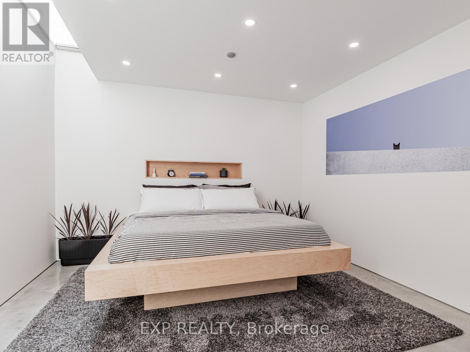 44 Massey Street, Toronto, Ontario  M6J 2T4 - Photo 34 - C12486304