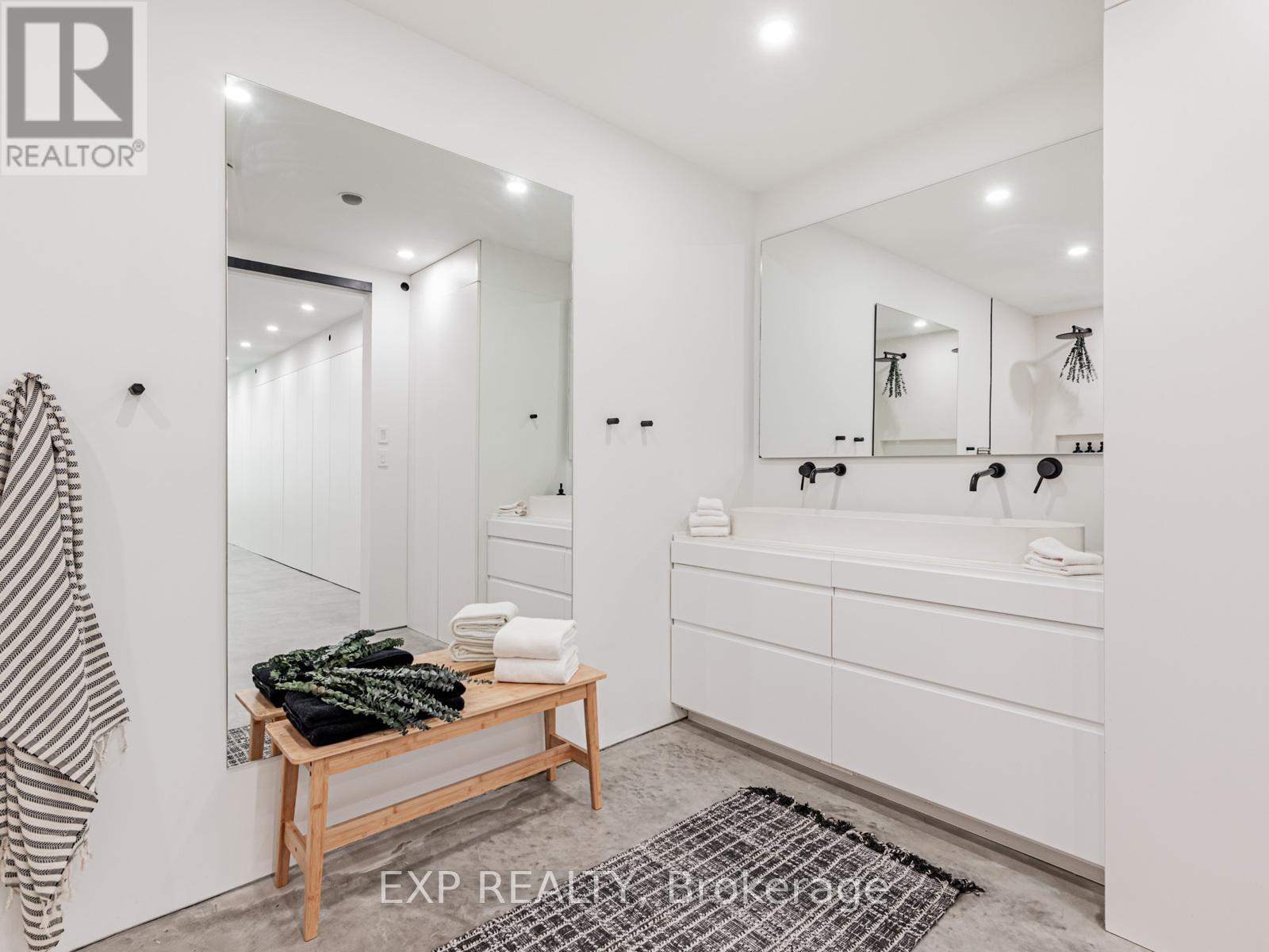 44 Massey Street, Toronto, Ontario  M6J 2T4 - Photo 37 - C12486304